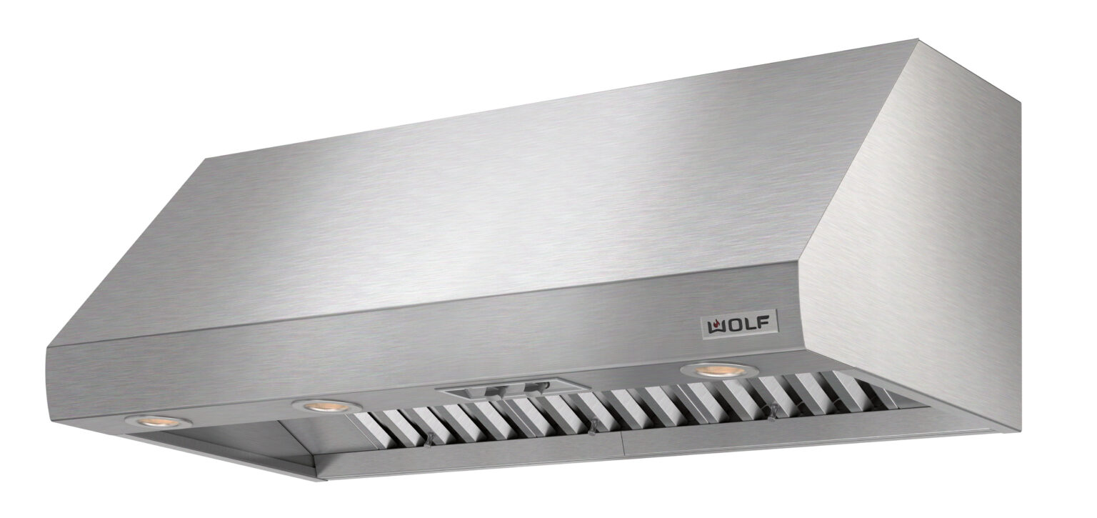 Wolf Pro Wall Hood 122 Cm Wide Model ICBPW482418   Wolf Pro Wandkap ICBPW482418 Angled 1536x725 